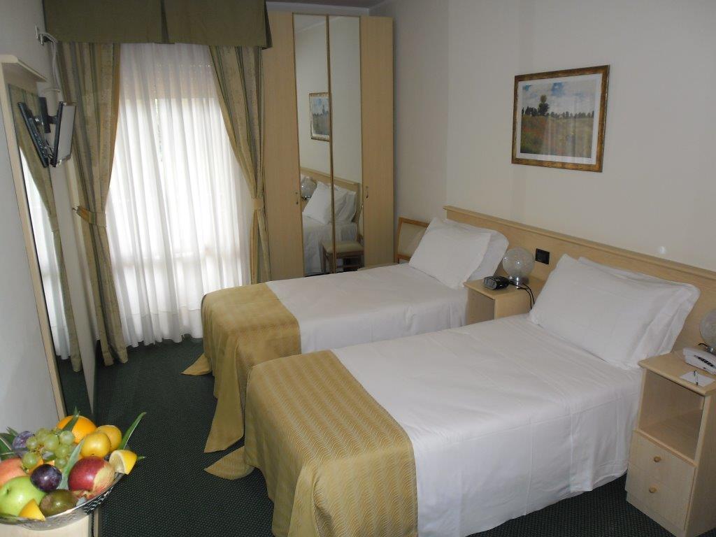 Hotel Terme Imperial Montegrotto Terme Exterior foto